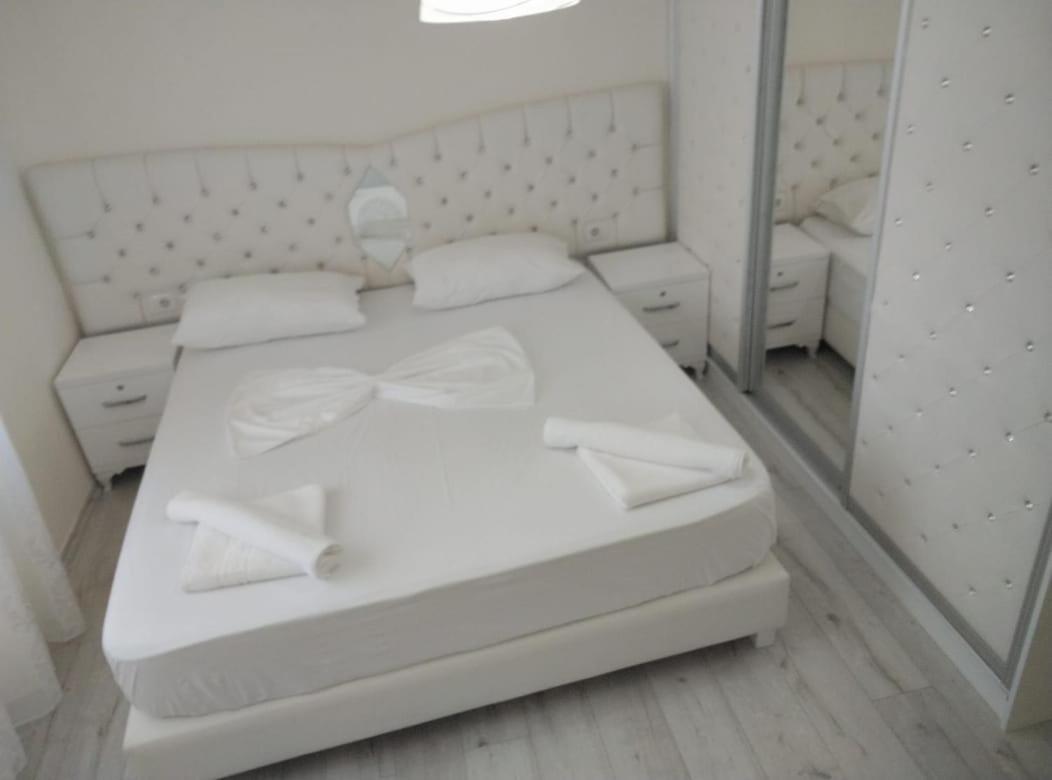 Rondo Guesthouse Αργυρόκαστρο Εξωτερικό φωτογραφία