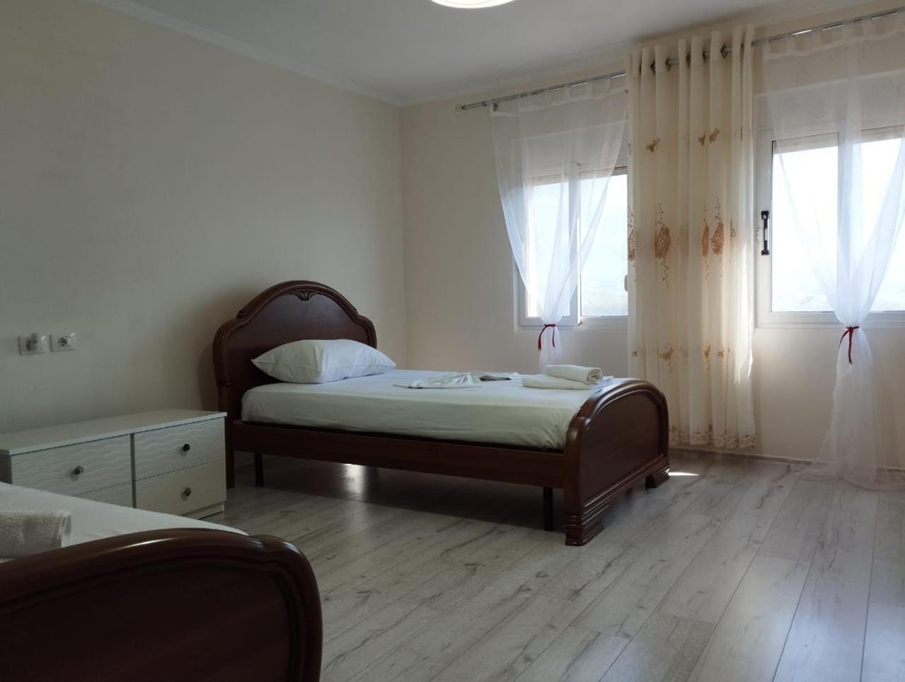 Rondo Guesthouse Αργυρόκαστρο Εξωτερικό φωτογραφία